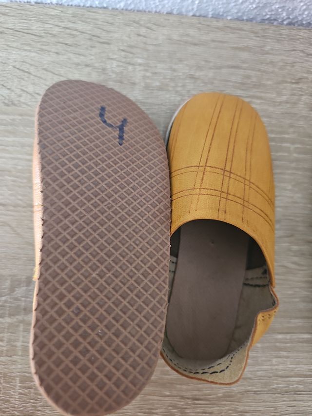 Scarpe da ginnastica in pelle e maglia per bambino