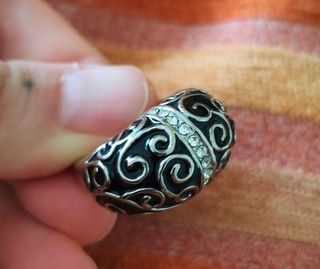 Anillo filigrana negro brillante