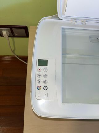 Impresora HP DeskJet 2540 - casi nueva