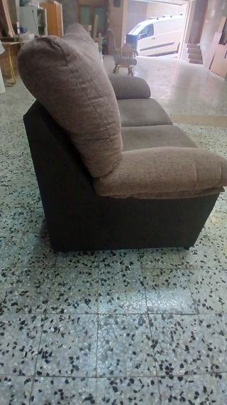 Sofá 2 plazas beige y marrón