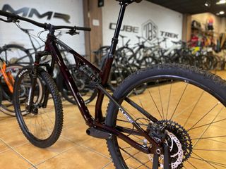 CUBE AMS ONE11 C:68 PRO L