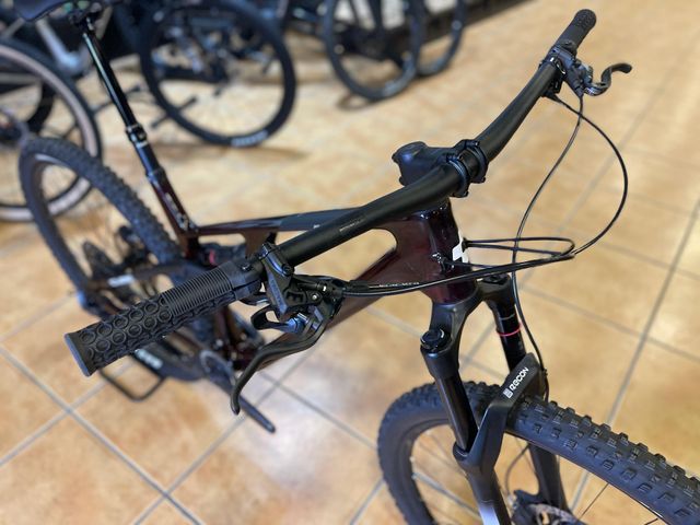 CUBE AMS ONE11 C:68 PRO L