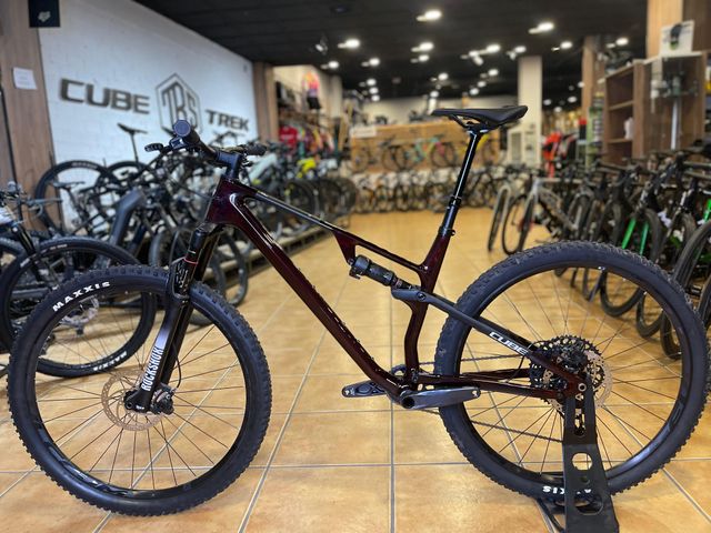 CUBE AMS ONE11 C:68 PRO L