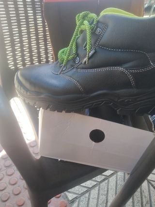 Botas Seguridad Cofra - Talla 42