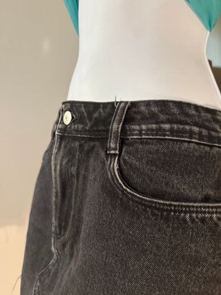 Minifalda negra Zara - Talla M