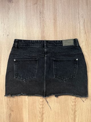 Minifalda negra Zara - Talla M
