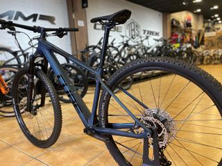 CUBE REACTION C:62 RACE TALLA M