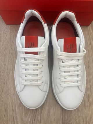 Carolina Herrera!! 110€En tienda 300€.