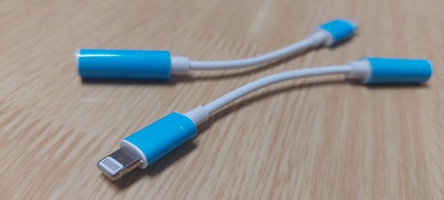 2 Adaptadores Lightning a Jack 3.5mm