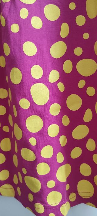 Camiseta tirantes fucsia lunares amarillos