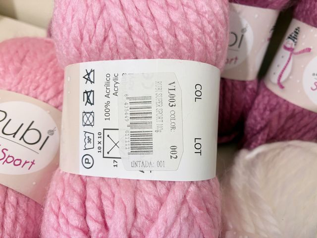 Lote 9 madejas lana Rubi Super Sport