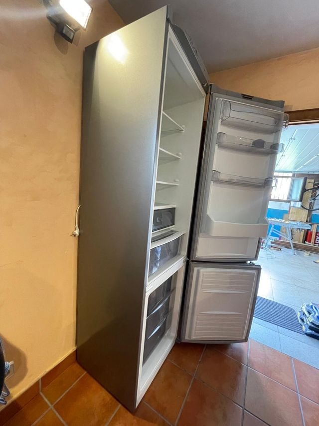 Frigorífico combi acero inoxidable