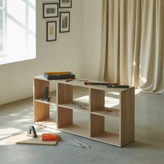 Tú manita de confianza en la meridiana y alrededor