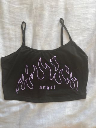 Top Shein negro c/ llamas morado - Talle S