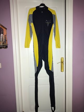Traje surf Champio negro-amarillo
