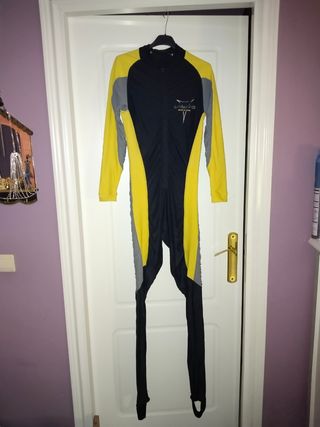 Traje surf Champio negro-amarillo