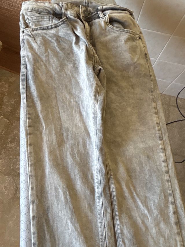 Jeans grises - Pantalón vaquero