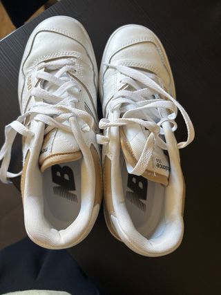 New Balance 550 - Blancas y Doradas