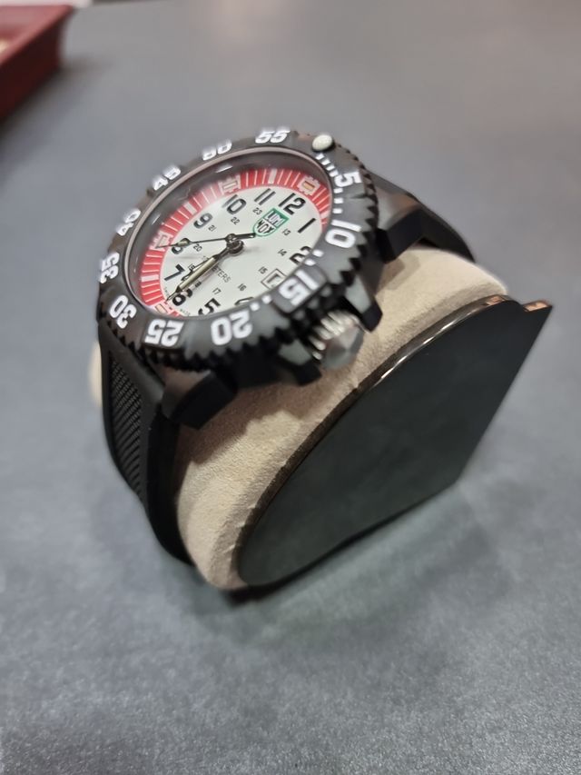 Luminox : G-COLLETION SEA LION CARBONOX