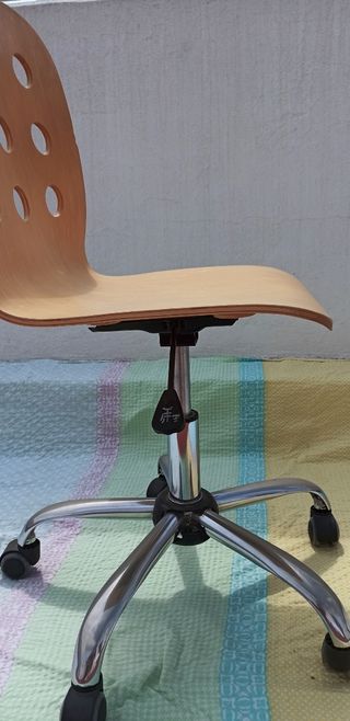 Silla oficina madera giratoria