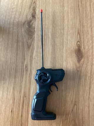 Coche teledirigido 4x4