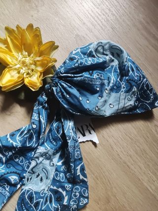 Casquete Zara azul bandana