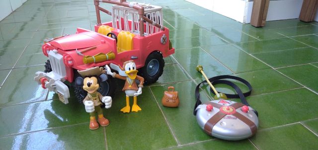 Coche teledirigido Mickey Mouse