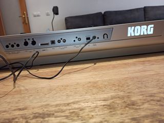 Sintetizador Korg Kross 2-88