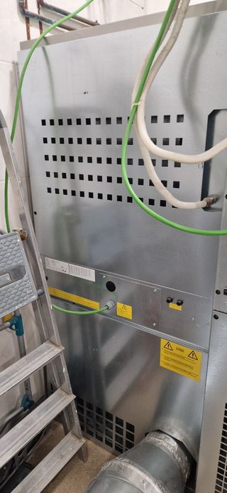 Maquinaria industrial lavandería autoservicio 