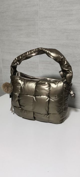 Bolso Acolchado Italiano Dorado