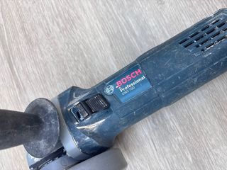 Amoladora Bosch GWS 700