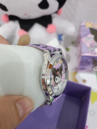 Reloj Kuromi morado