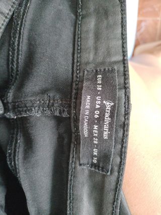 Pantalones Stradivarius negros - 38