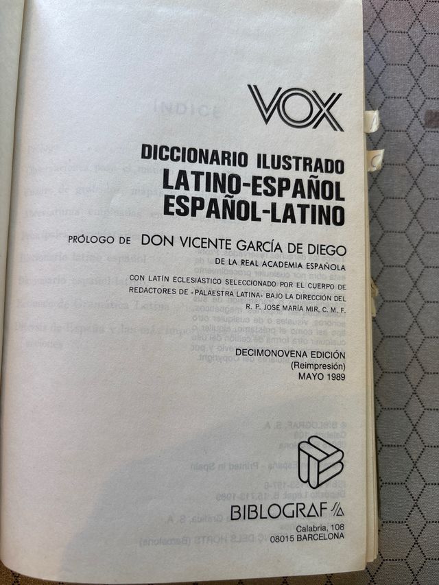 diccionario_illustrado_latino_espanol_vv