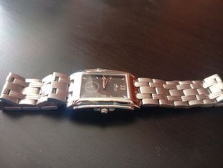 Reloj Lotus unisex plateado