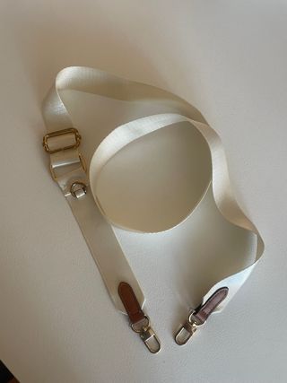 Bandolera beige y marrón