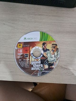 Xbox 360 Elite 120GB + 2 mandos + 5 juegos físicos