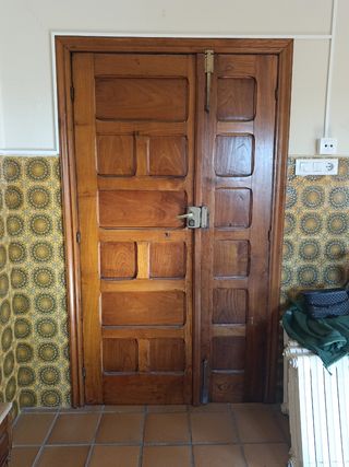 Puerta madera maciza 2 hojas