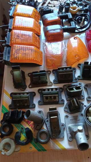 Recambios moto clasica , se vende todo junto !!