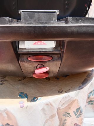 Baúl moto Givi XXL usado