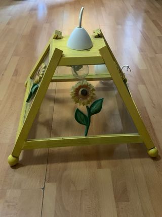 Lampara techo amarilla con girasoles