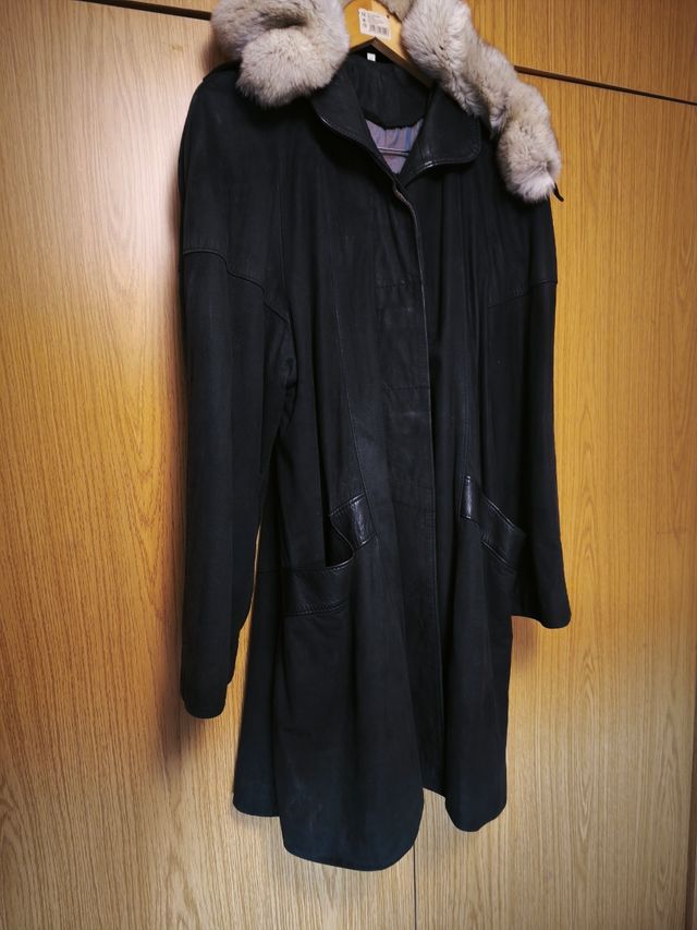 Abrigo piel negro