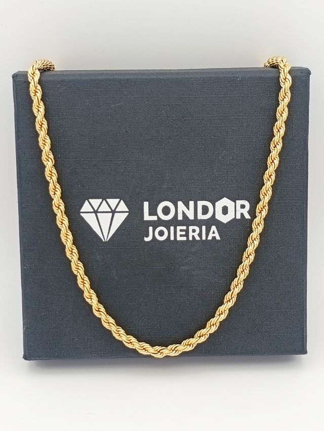 Cadena de Oro de 18k tipo cordón.