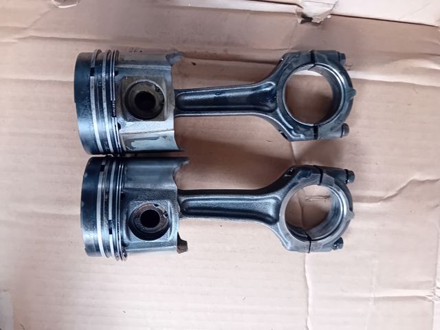 Piston biela renault trafic 1.9 dci 100 cv F9Q
