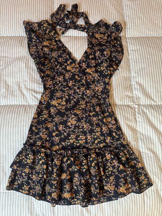 Vestido floral negro y amarillo