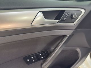 Volkswagen Golf Advance 1.6 TDI 115 c.v