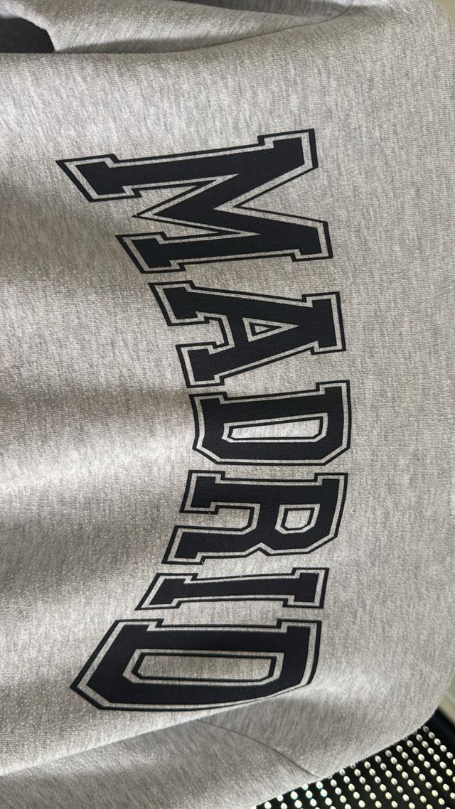 Sudadera Madrid Primark Gris