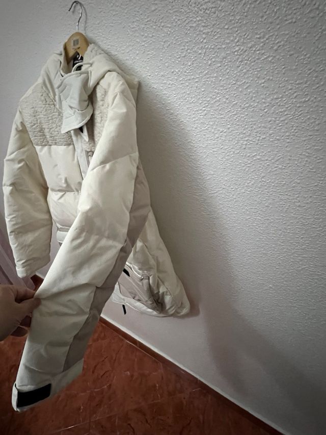 Chaquetón Converse blanco roto y benge