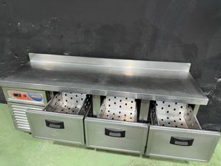 Mesa refrigerada Macfrin 2 m 6 cajones