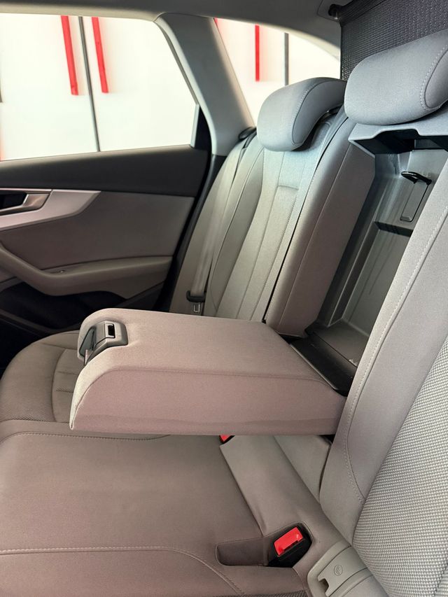 Audi A4 Avant 2.0 TDI 150CV Año 2017